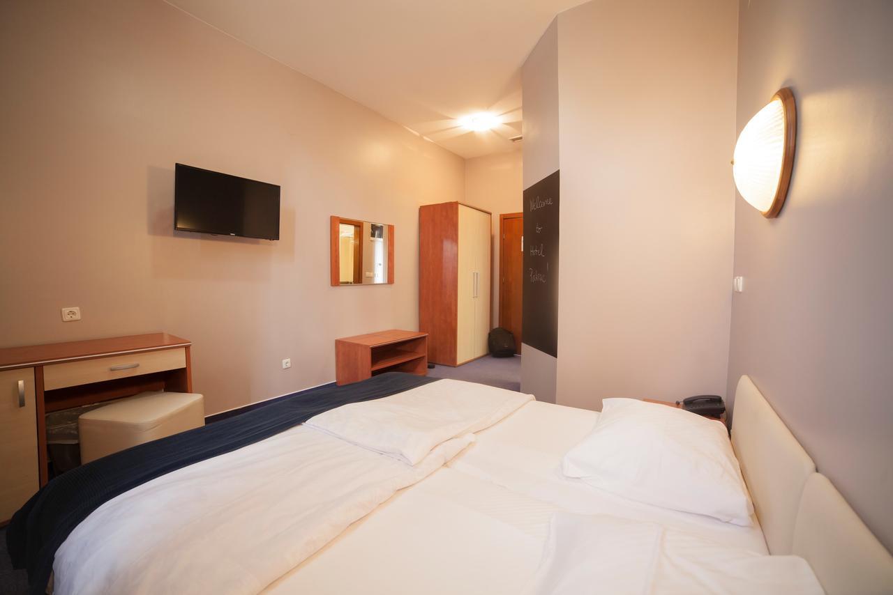 Hotel Pakrac Luaran gambar