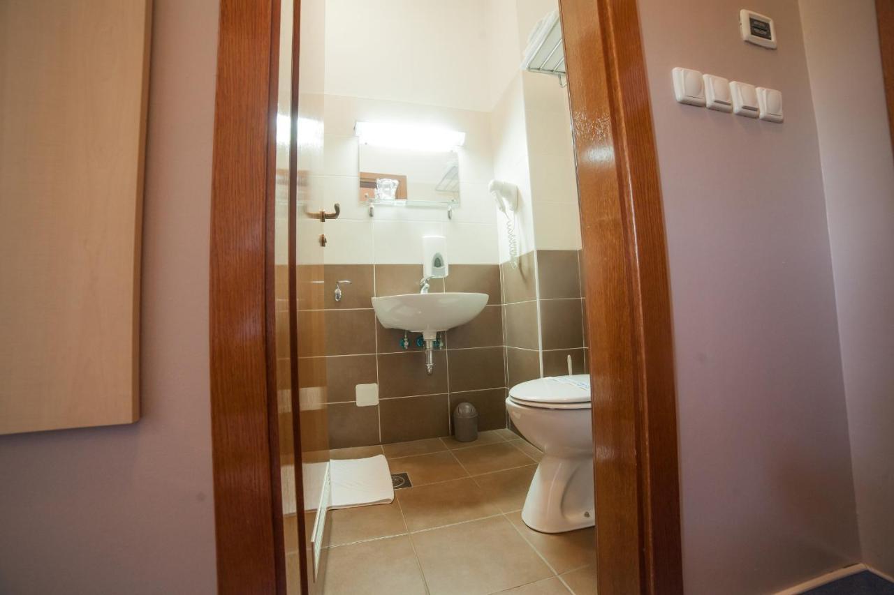 Hotel Pakrac Luaran gambar